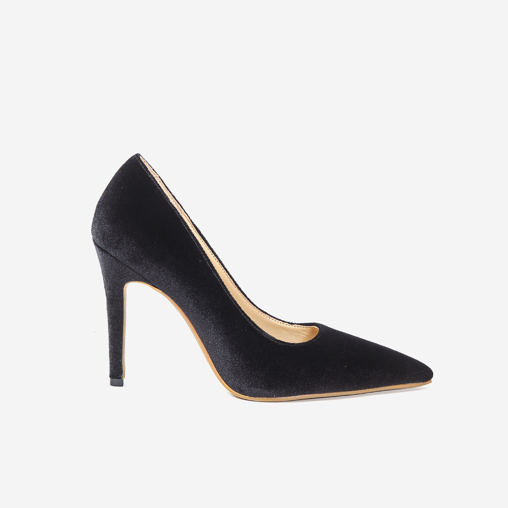 Black Cashmere Pumps